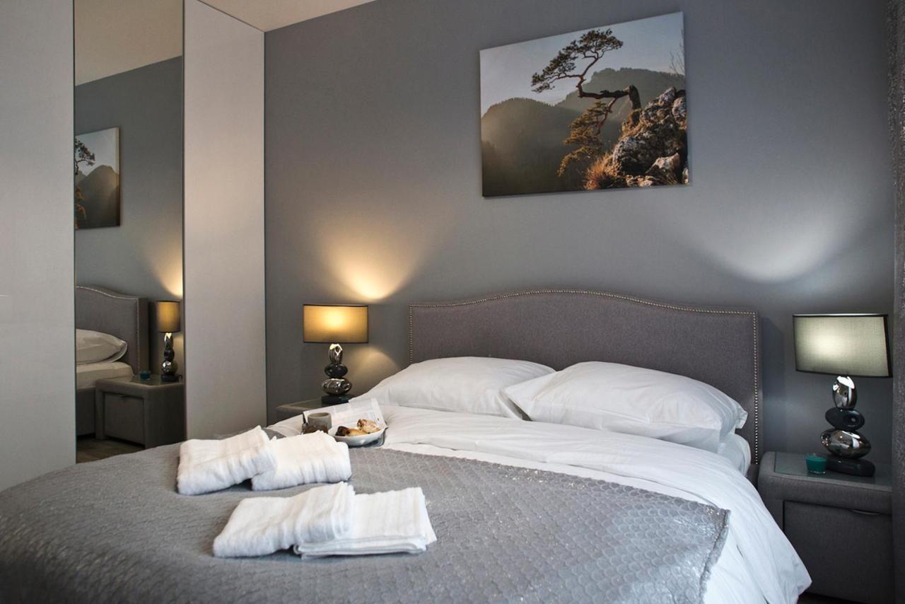 Goclaw P&O Serviced Apartments Varsó Kültér fotó